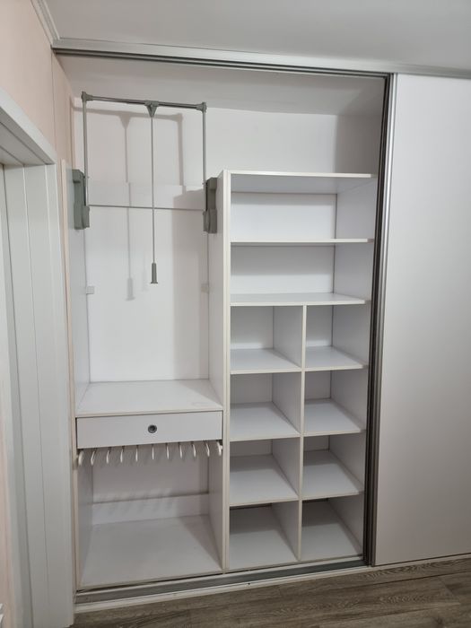 Închiriere apartament 2 camere decomandat