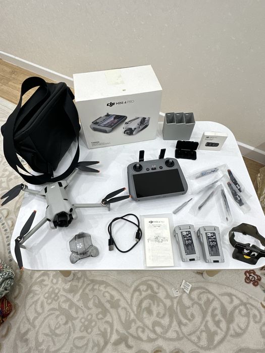 Дрон DJI Mini 4 pro