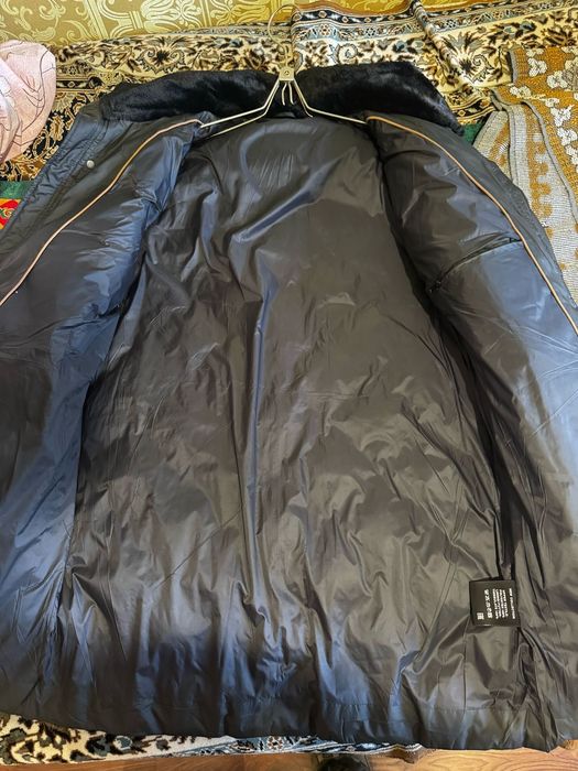 Продам зимнюю куртку