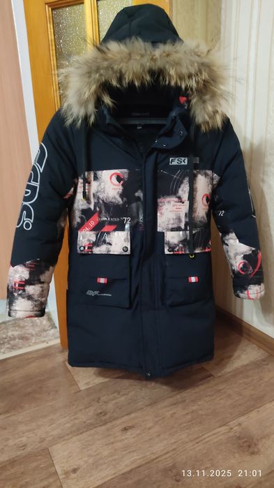 Продам зимнюю куртку.