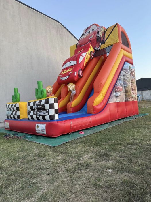 Tobogan gonflabil de inchiriat