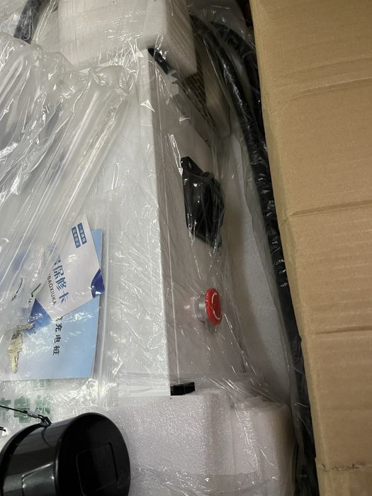 Зарядная станция 15 квт Hongqi eqm5 byd song id4 bmw leap motor zeekr