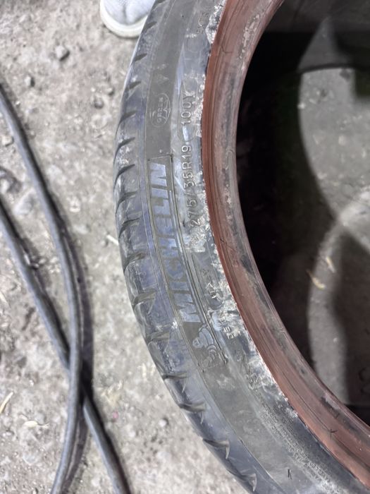 Шины перед  245/35/19 зад 275/35/19