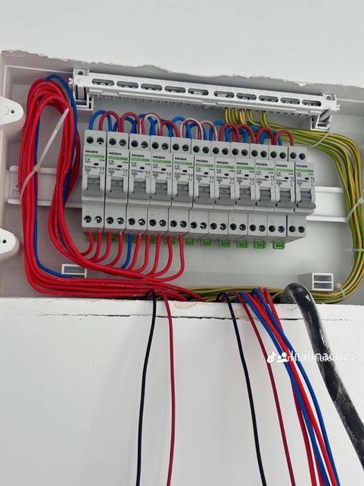 Servicii de electrica in constructii.