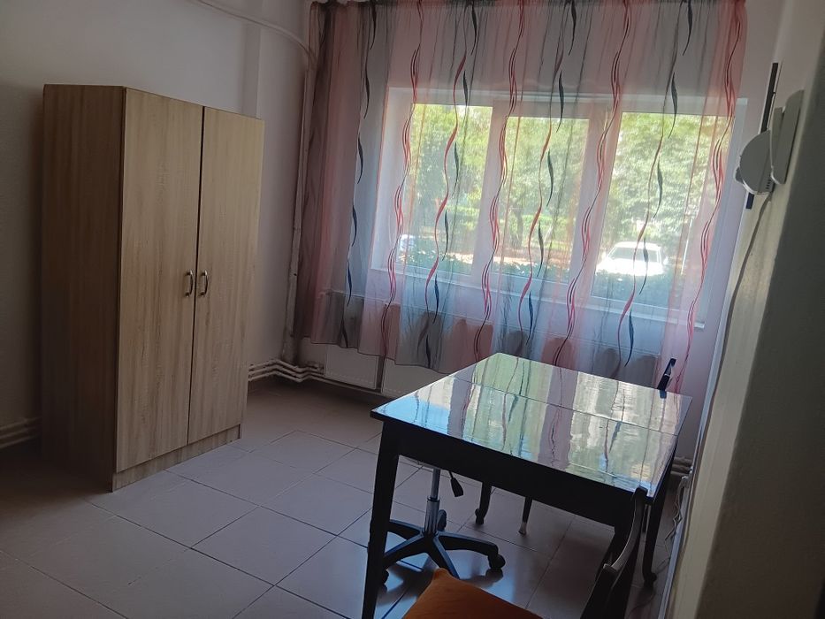 Închiriez garsoniera Bariera Bucuresti
