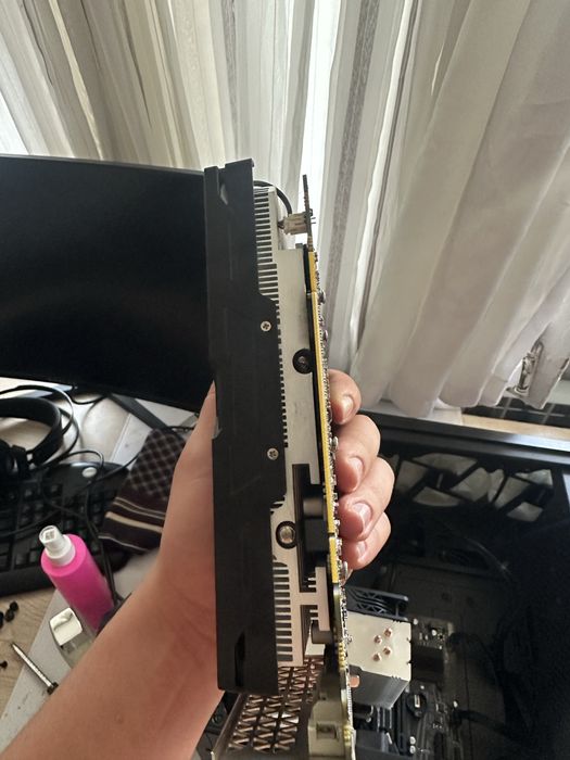 rx 580 8gb идеальное состояние