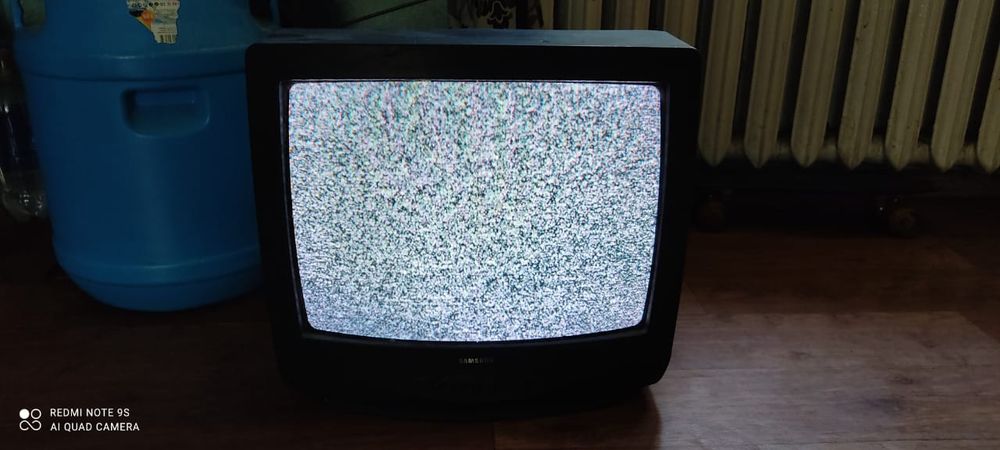 Продам телевизор