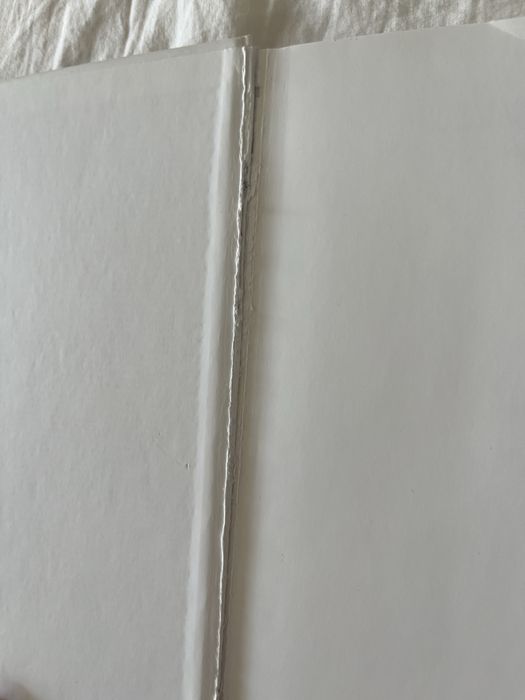 Продавам няколко книги