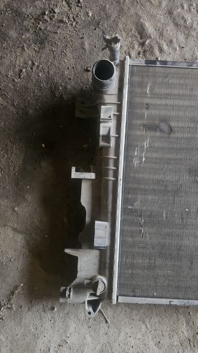 Радиатор, интеркуллер мерседес спринтер