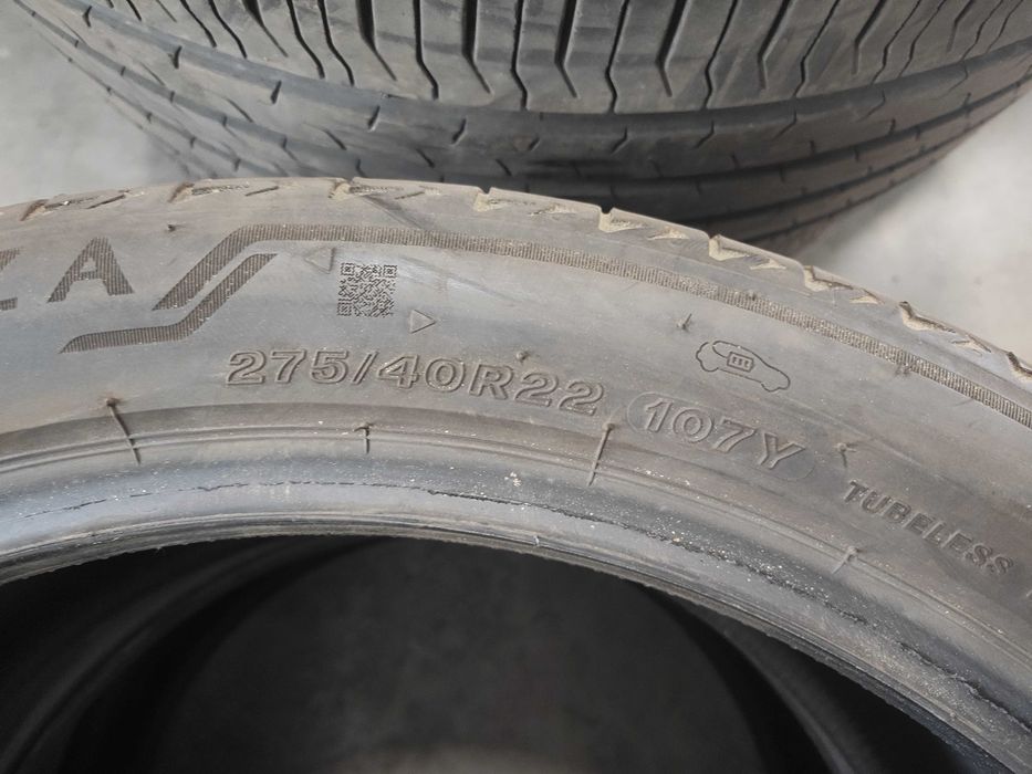 2бр. летни гуми 275/40/22 Bridgestone