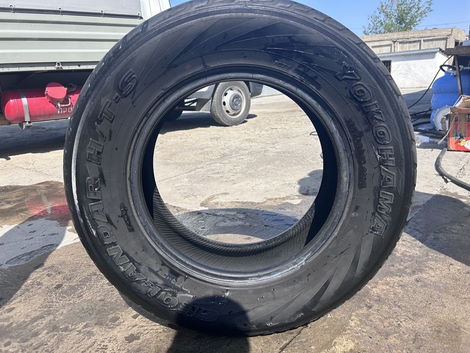 Покрышка 2 штук