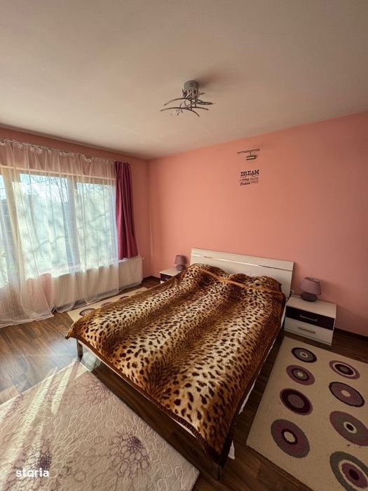 Vila 336 mp utili, garaj 2 masini, teren 380 mp, zona Grivitei