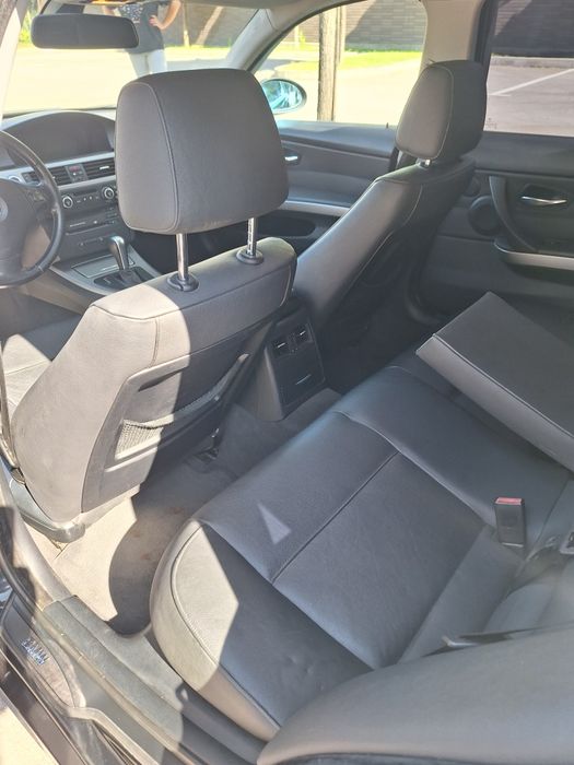 Продавам BMW 325 IX 2007