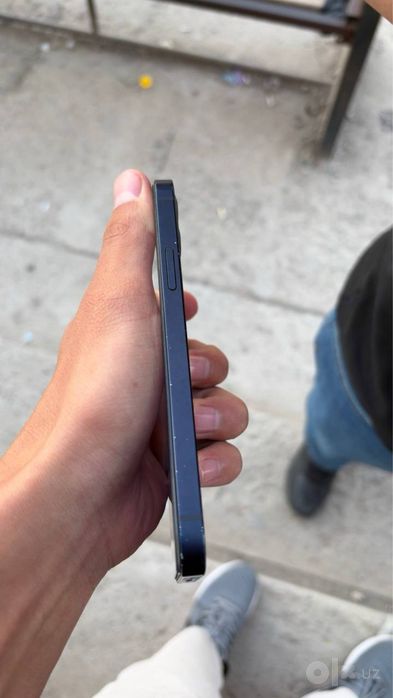Iphone 12 face troue tone bor