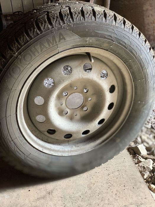 Резина с дисками YOKOHAMA