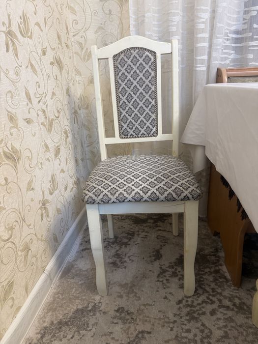 Продается Стулья