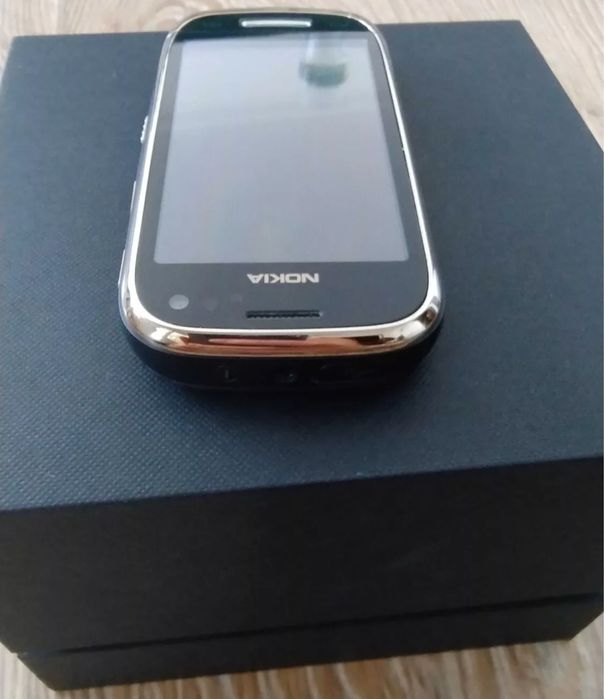 Nokia Oro- 18к златно покритие, чисто нов, уникат!