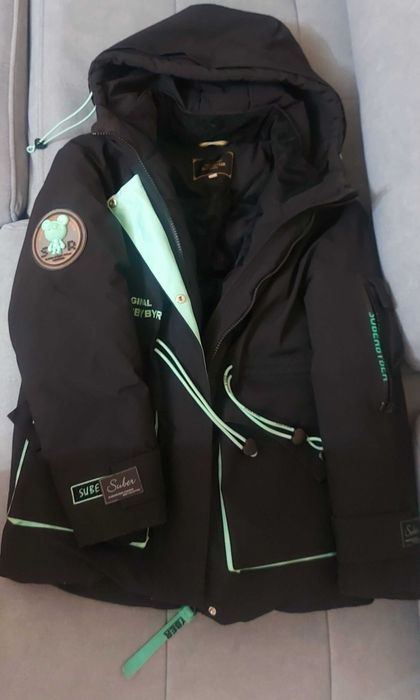 Куртка на мальчика 8-10 лет