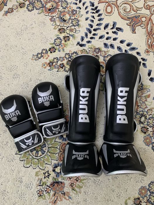 Перчатка фути BUKA
