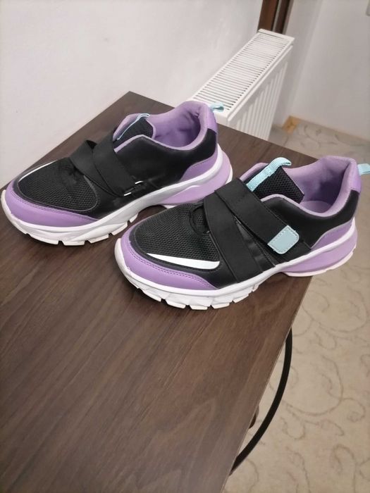 Дамски маратонки 38 размер