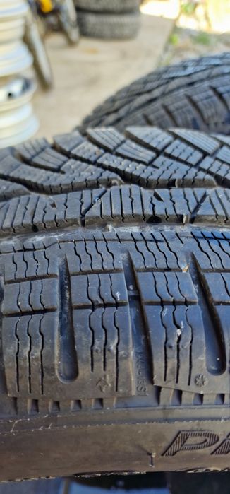 Гуми Michelin Pilot Alpine 225/45 R18