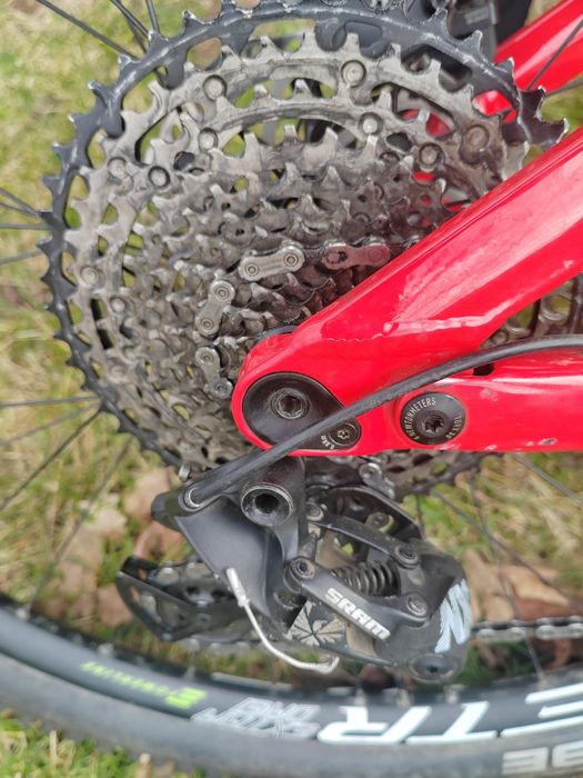 Bicicleta full suspension Ghost slamr