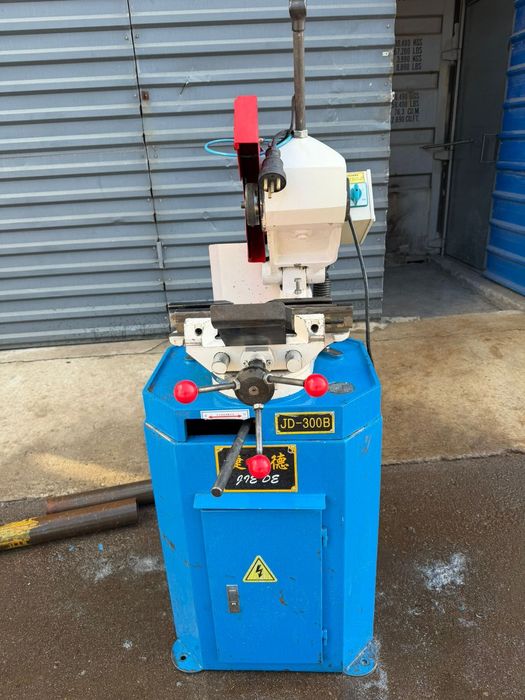 Продам отрезной станок по металлу