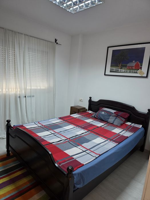 Vanzare sau inchiriere ap 2 camere oras, Rm Sarat central