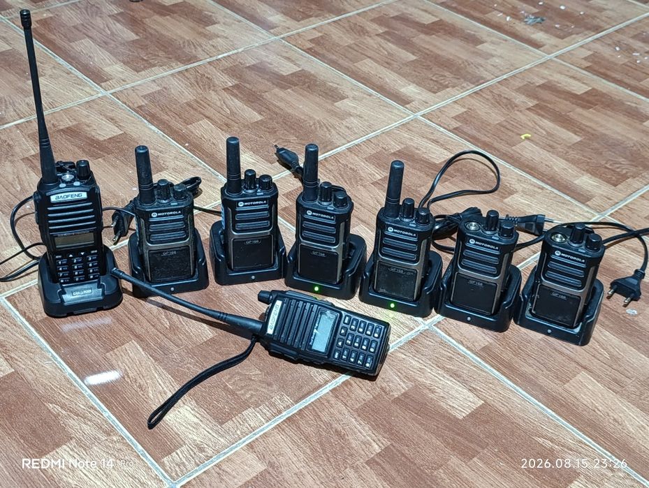 Рация Motorola  и baufeng