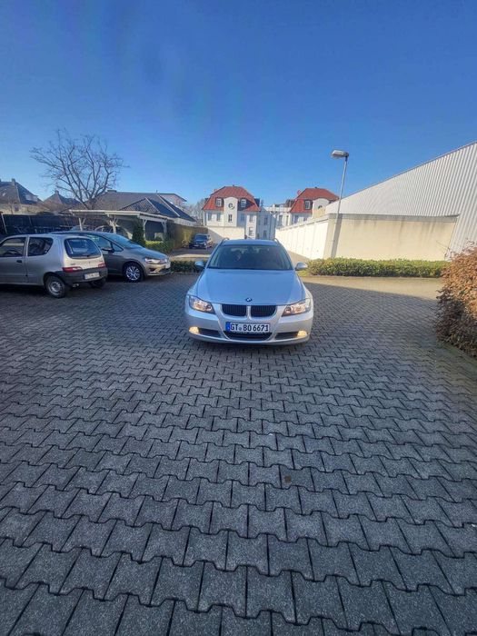 Vând mașină BMW.