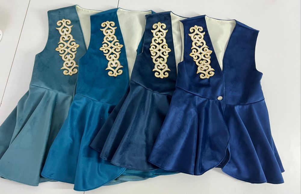 Национальные жилетки