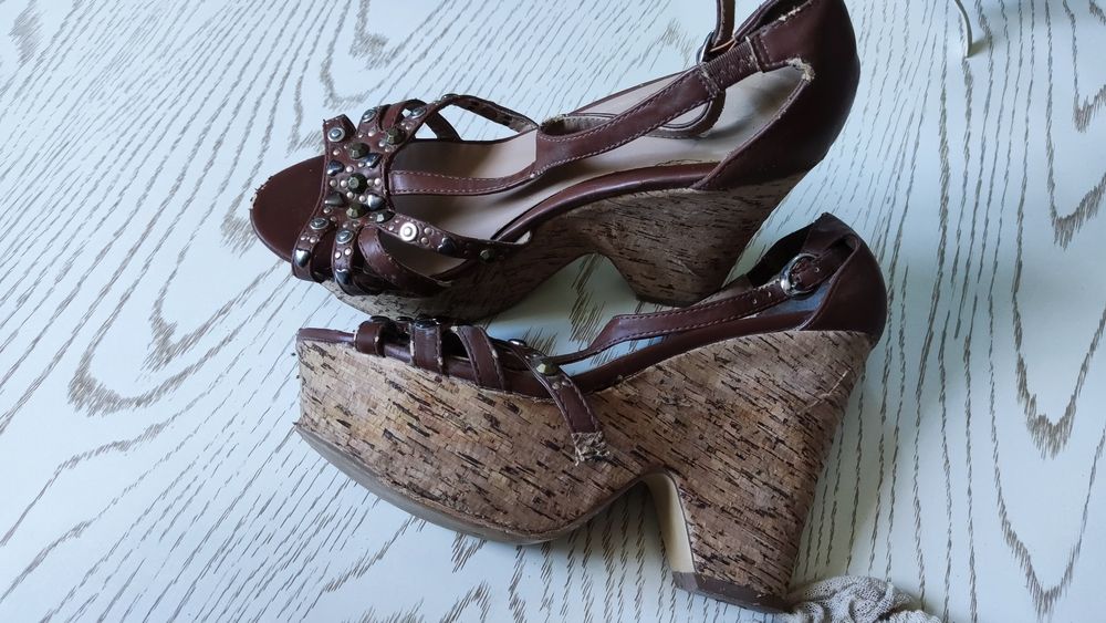 жудаям ажойиб туфли