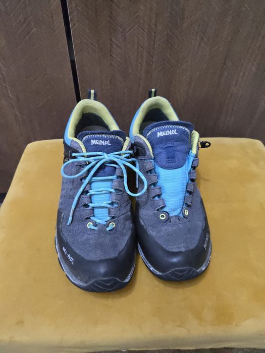 Маратонки обувки 38-40