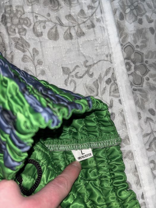 Pachet kickbox ( tibiere + manusi+ bandaj+ short MMA)