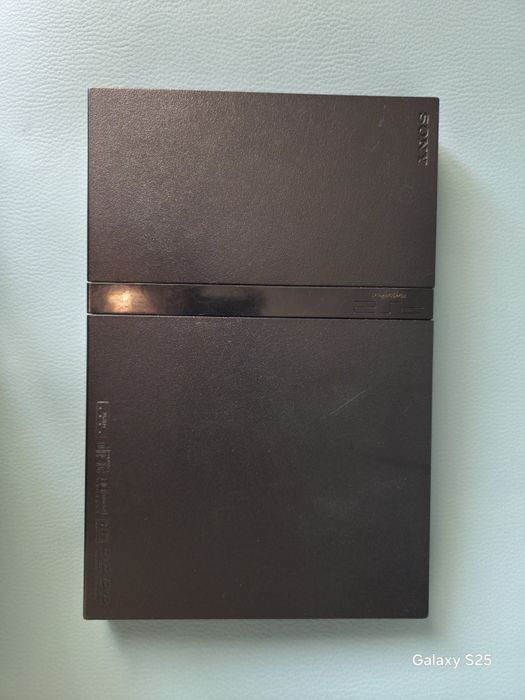 Play station 2 slim in conditi excelente!!!