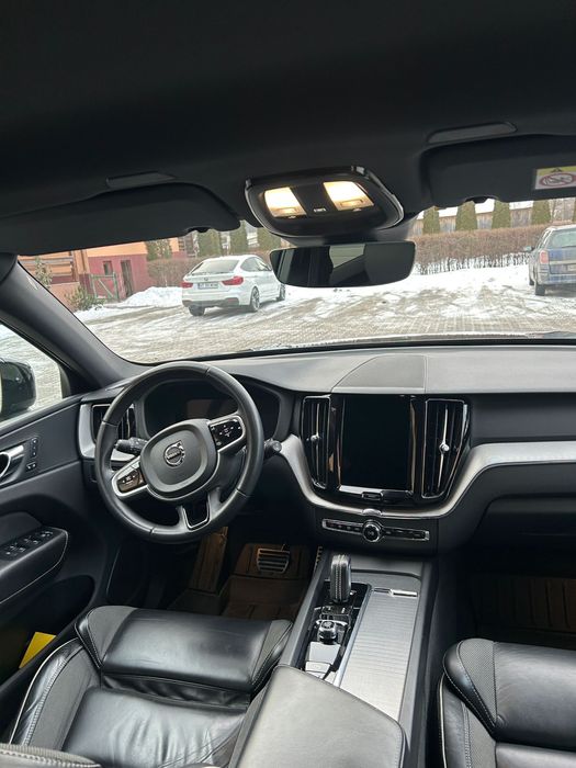 Volvo XC60 B4 AWD facelift