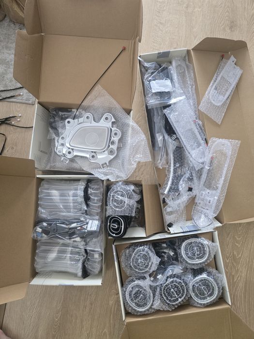 Kit Lumini Ambientale Premium LED Mercedes Benz C-Class W206 / GLC W254 2022 - 2025