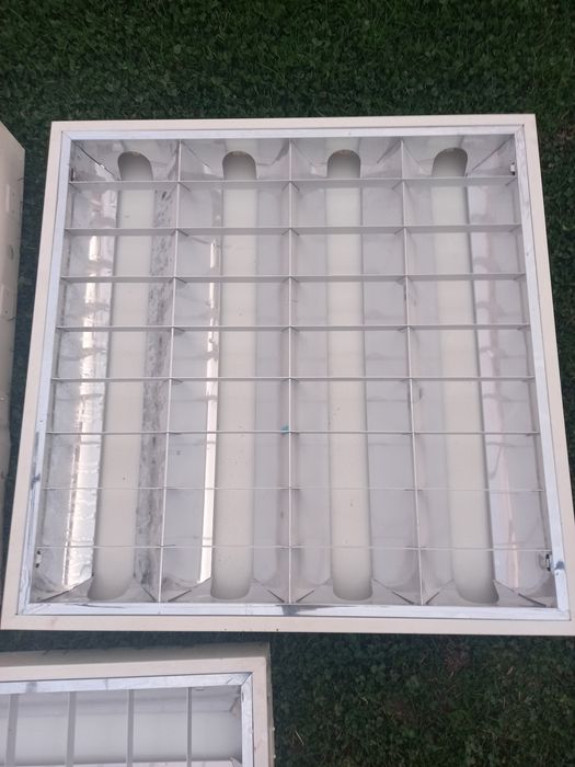 Осветително тяло 10лв. брой