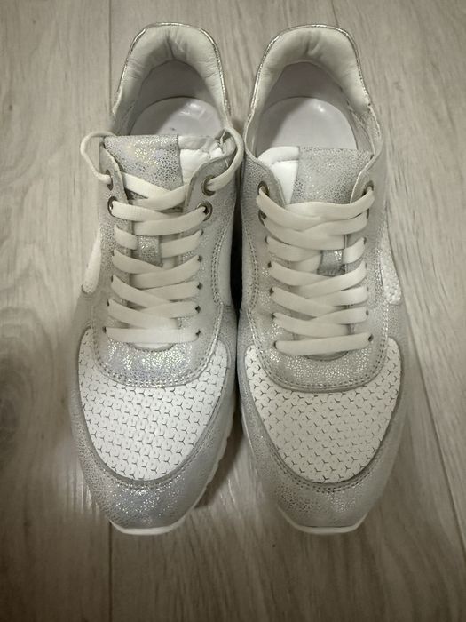 Маратонки Bianki