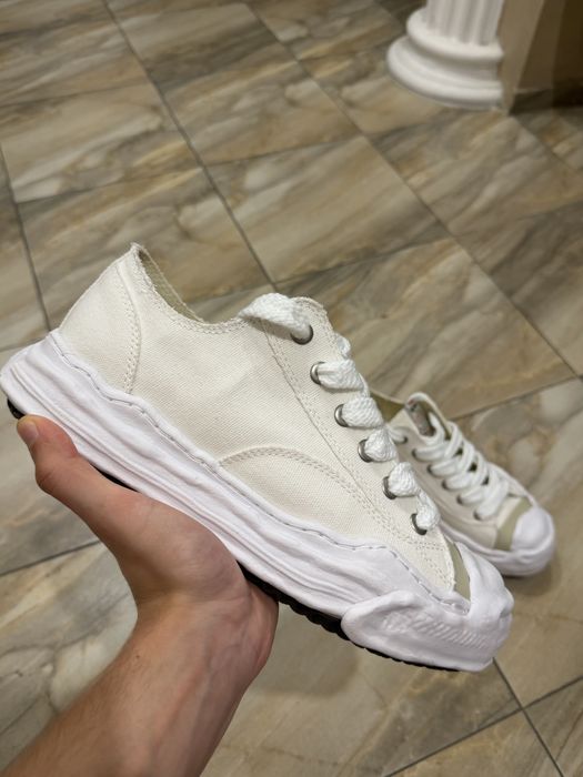 Maison Mihara Yasuhiro white