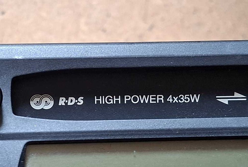 Ретро радиокасетофон за кола BLAUPUNKT - ESSEN RCR 127