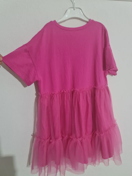 3 Rochite 3-4 ani, 104 cm. 50 lei bucata, pret fix.