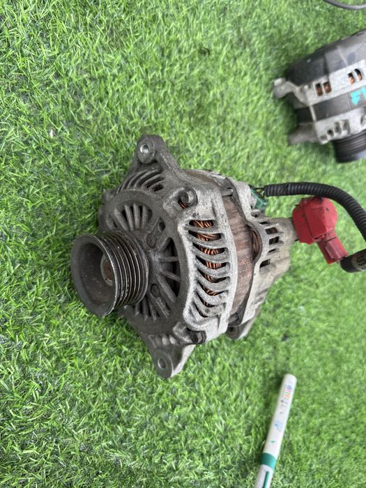 Привозные генераторы на Subaru forester,legacy,forester ej25