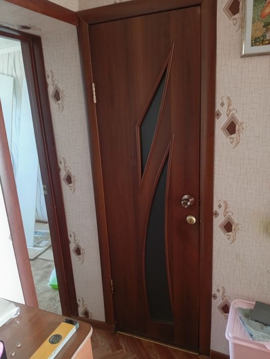 Продам межкомнатные двери