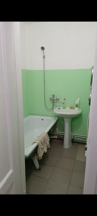 Сдам  2 комн. район НИШ, мебель