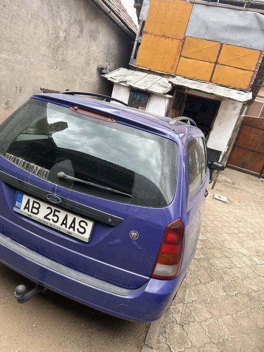 FORD Focus 2000 — imagine 3