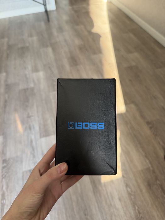 Продам Гитарный/бас гитарный компрессор сустейнер