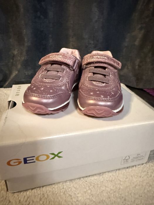 Чисто нов Geox за бебе
