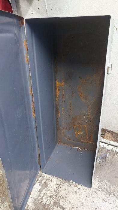 Ящик металлический