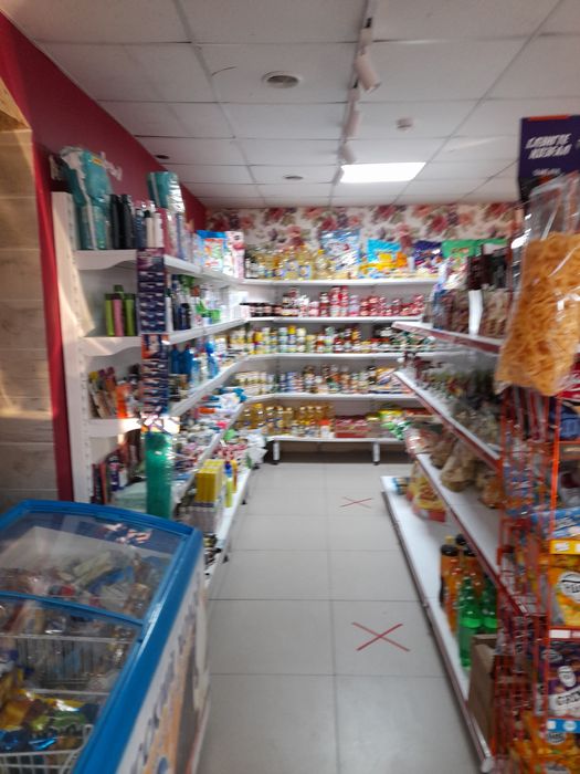 Продам магазин-181.4 кв. м